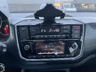 Volkswagen Up! 1.0 picture 17