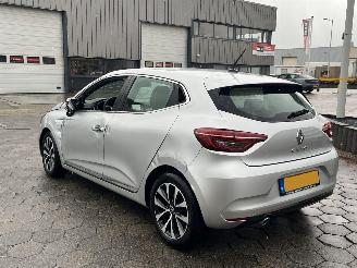 Renault Clio 1.0 TCe Initiale Paris AUTOMAAT picture 6