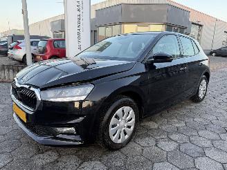 uszkodzony samochody osobowe Skoda Fabia 1.0 TSI Selection 2024/3