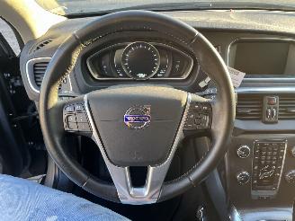 Volvo V-40 2.0 T2 R-Design picture 18