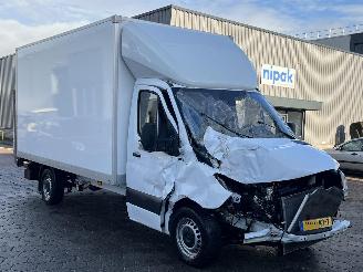 Mercedes Sprinter 317 1.9 CDI L3 RWD picture 4