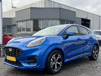 krockskadad bil auto Ford Puma 1.0 EcoBoost Hybrid ST-Line 2025/1