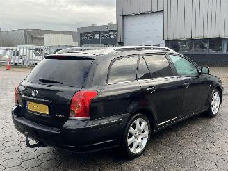 Toyota Avensis Wagon 2.4 VVTi Executive AUTOMAAT picture 4
