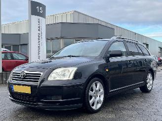 Auto incidentate Toyota Avensis Wagon 2.4 VVTi Executive AUTOMAAT 2006/2
