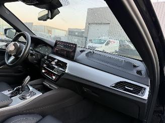 BMW 5-serie 545e xDrive High Executive picture 19