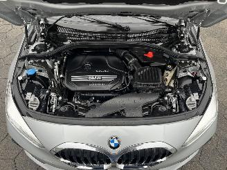 BMW 1-serie 118i Executive Edition AUTOMAAT picture 7