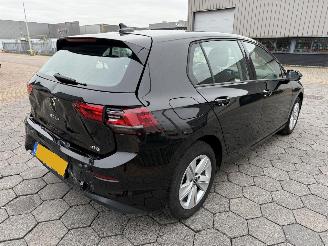 Volkswagen Golf 1.0 eTSI Life Business picture 4