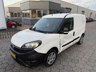 Schade bestelwagen Fiat Doblo Cargo 1.3 MJ L1H1 Actual 2018/4
