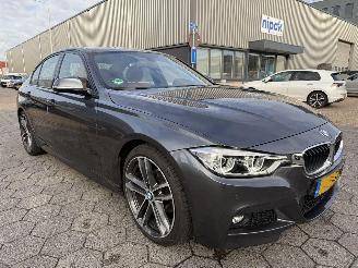 BMW 3-serie 320i Corporate High Executive picture 3
