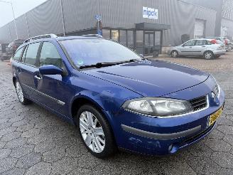 Renault Laguna Grand Tour 2.0-16V Tech Line picture 3