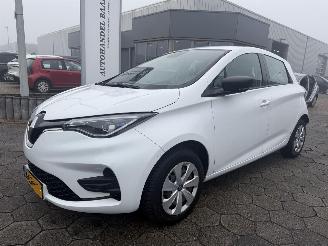 Voiture accidenté Renault Zoé R110 Life Carshare 52 kWh 2020/12