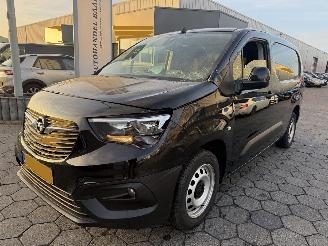 krockskadad bil bedrijf Opel Combo 1.5D L2H1 2023/6