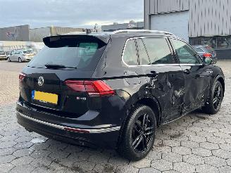 Volkswagen Tiguan 2.0 TSI 4Motion Highline Business R picture 4
