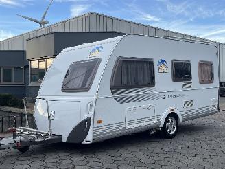 krockskadad bil caravan Knaus  Südwind 2006/4