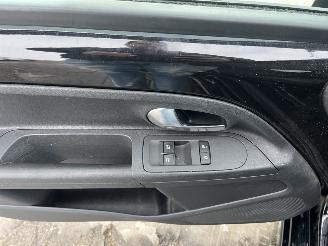 Volkswagen Up! 1.0 move up! BlueMotion picture 16