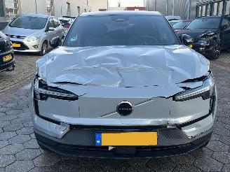 Volvo EX30 Single Motor Extended Range Plus 69 kWh picture 2