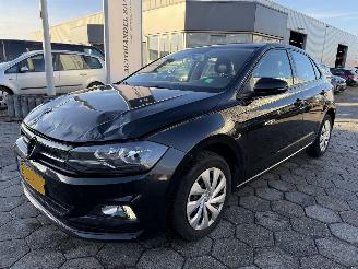 Schadeauto Volkswagen Polo 1.6 TDI Comfortline 2019/6