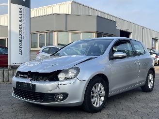 damaged passenger cars Volkswagen Golf 1.4 TSI Highline 2010/3