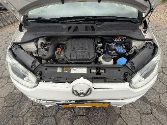Volkswagen Up! 1.0 high up! BlueMotion picture 7