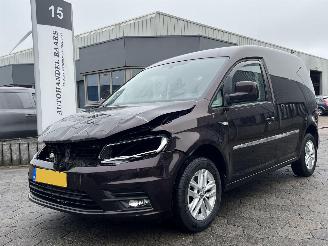 krockskadad bil bedrijf Volkswagen Caddy 2.0 TDI L1H1 BMT Highline 2018/4