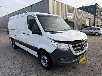 Mercedes Sprinter 314 2.2 CDI L2H2 DC EURO VI-D picture 3