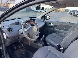 Renault Twingo 1.2-16V Dynamique picture 15