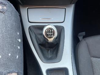 BMW 3-serie 318i picture 16