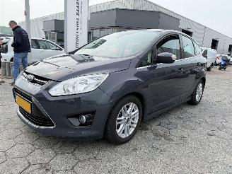 Auto incidentate Ford C-Max 1.0 Titanium 2013/7