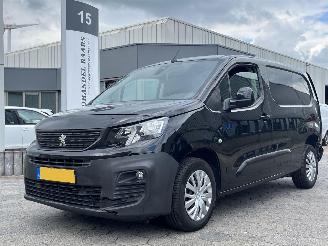 damaged commercial vehicles Peugeot Partner 1.6 BlueHDI Pro Long 2019/4