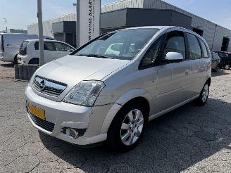 Unfallwagen Opel Meriva 1.6-16V Cosmo 2006/2