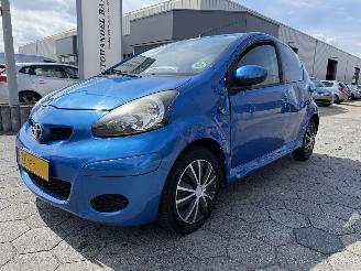 Auto incidentate Toyota Aygo 1.0-12V Dynamic Navigator 2011/10