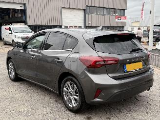 Ford Focus 1.0 EcoBoost Hybrid Titanium picture 7