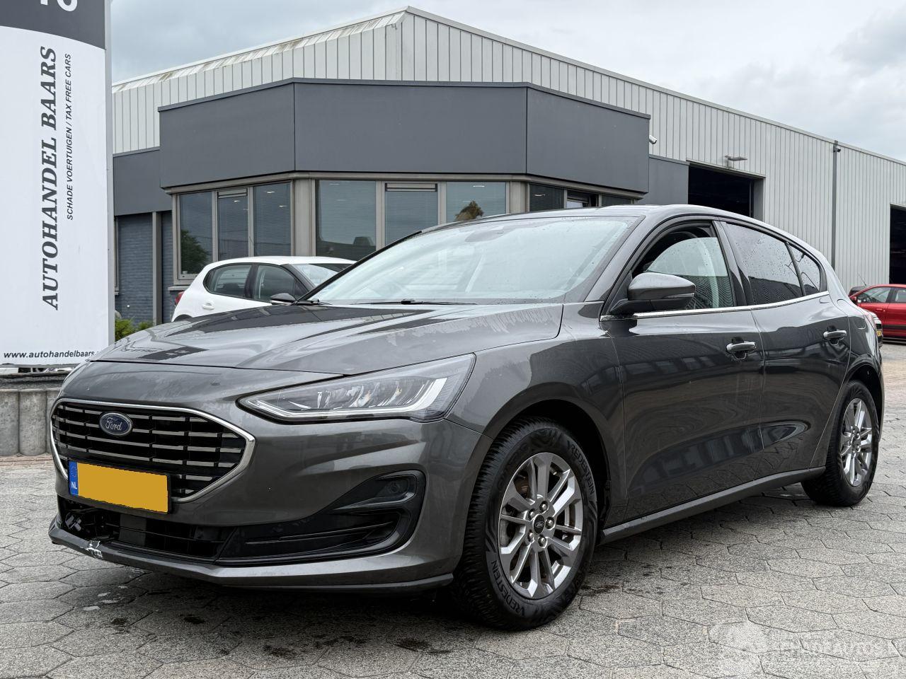 Ford Focus 1.0 EcoBoost Hybrid Titanium