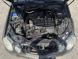Mercedes E-klasse 200 K. 7 PERSOONS Avantgarde picture 7