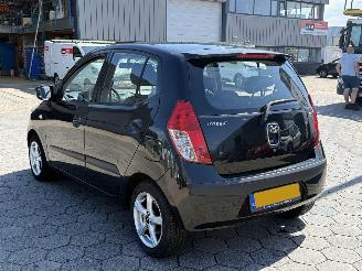 Hyundai I-10 1.1 Dynamic picture 6