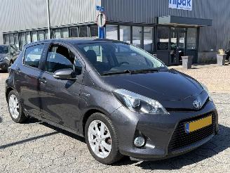 Toyota Yaris 1.5 Full Hybrid Dynamic picture 3