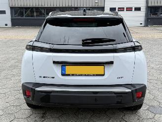 Peugeot e-2008 EV GT 54 kWh picture 5
