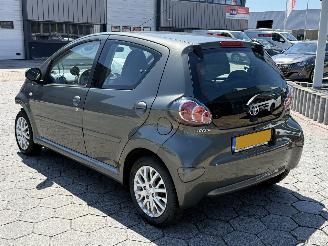 Auto incidentate Toyota Aygo 1.0-12V Aspiration Green 2010/1