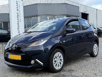 skadebil auto Toyota Aygo 1.0 VVT-i x-nav 2018/6