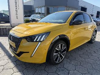 Damaged car Peugeot 208 1.2 PureTech GT 2021/3