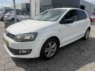 Schadeauto Volkswagen Polo 1.2-12V BlueMotion Trendline 2012/3