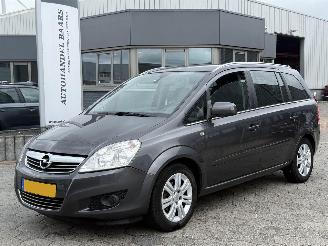 skadebil auto Opel Zafira 1.8 Cosmo 7persoons 2011/6