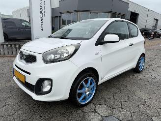 uszkodzony samochody osobowe Kia Picanto 1.0 CVVT Airco 2012/6