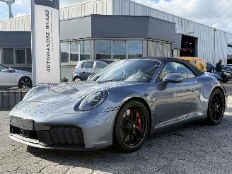 damaged passenger cars Porsche 911 Carrera 4 GTS Cabrio 357KW 2025/8