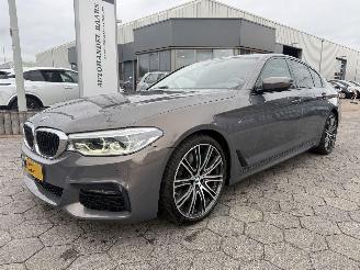 Schadeauto BMW 5-serie 540i Individual High Executive Edition 2019/3