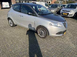 škoda osobní automobily Lancia Ypsilon 0.9 twin air silver line. 2014/8