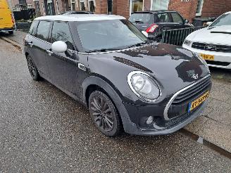 Schadeauto Mini Clubman 1.5 COOPER 2016/11
