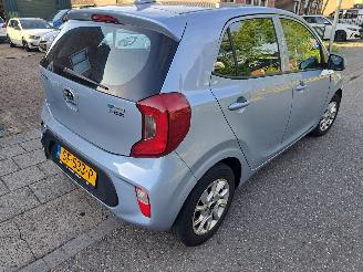 Kia Picanto 1.0 ccvt picture 4