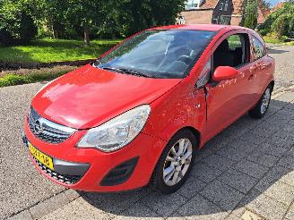 skadebil auto Opel Corsa 1.2i 2012/10