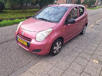 damaged passenger cars Suzuki Alto 1.0i comfort 2010/1